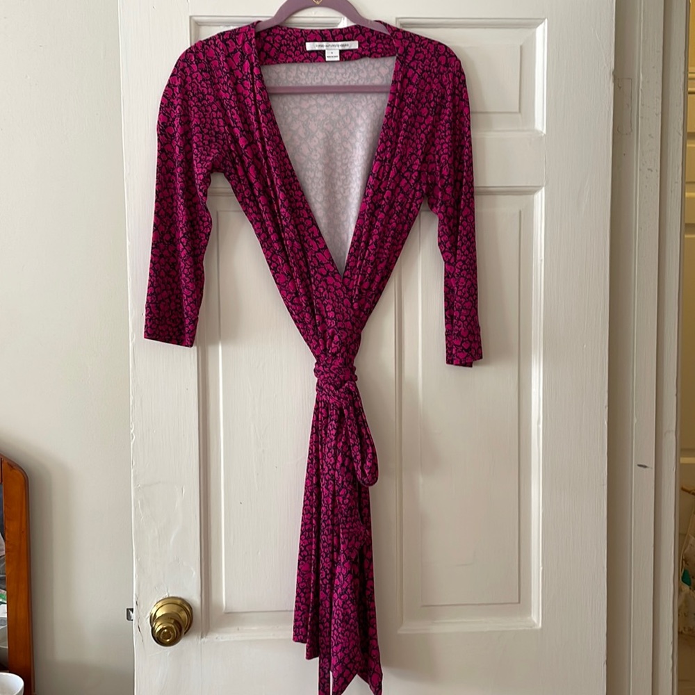 DVF wrap dress 3/4 sleeve